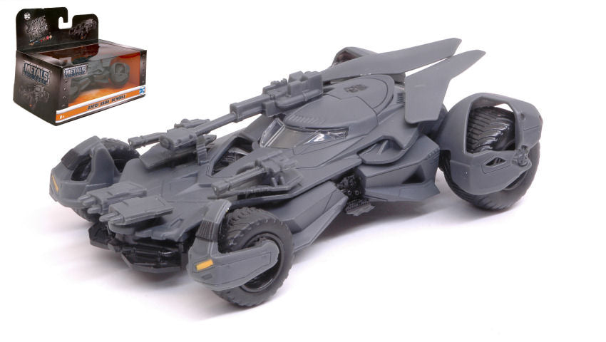 BATMOBILE "JUSTICE LEAGUE" 1:32 Scala 1:32 Jada Toys
