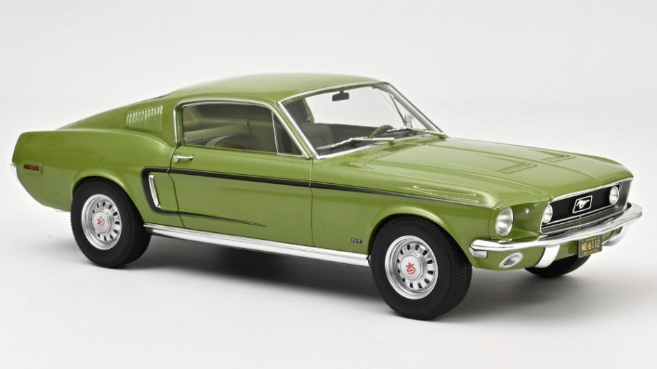 MODELLINO IN SCALA Norev COMPATIBILE CON FORD MUSTANG FASTBACK GT 1968 LIGHT GREEN METALLIC 1:12 MODEL SCALE NV122704 241217