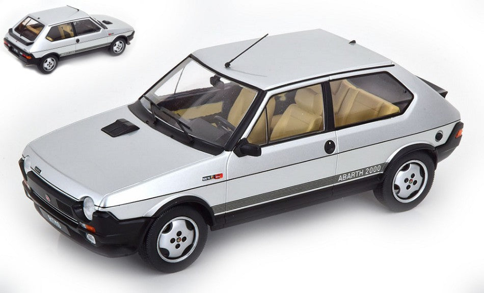 MODELLINO IN SCALA COMPATIBILE CON FIAT RITMO TC 125 ABARTH 1980 SILVER 1:18 MODELCARGROUP MCG18417