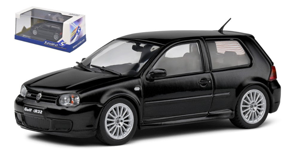 MODELLINO IN SCALA COMPATIBILE CON VW GOLF IV R32 2003 BLACK 1:43 SOLIDO SL4313603