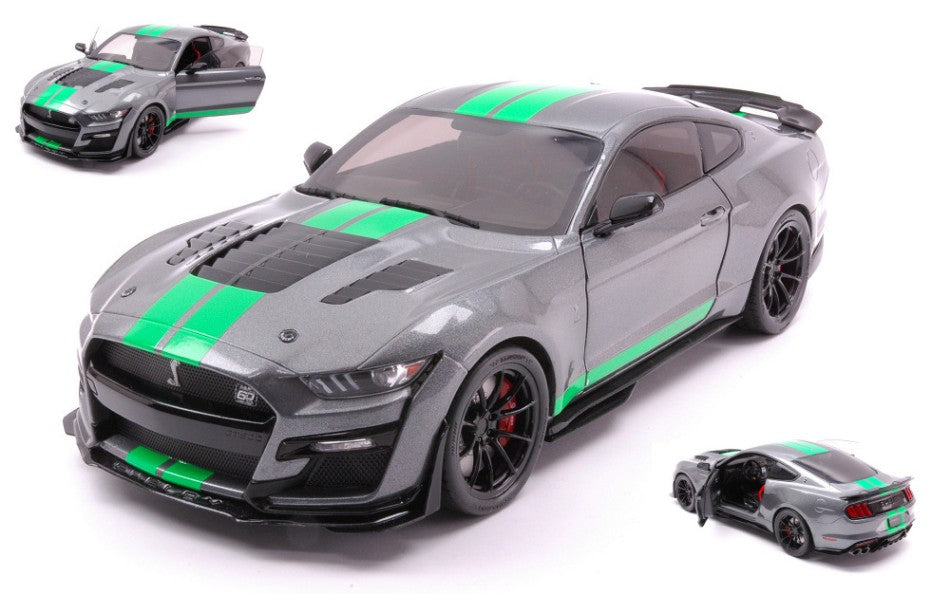 MODELLINO IN SCALA COMPATIBILE CON FORD MUSTANG SHELBY GT500 COUPE 2023 GREY/GREEN 1:18 SOLIDO SL1805911