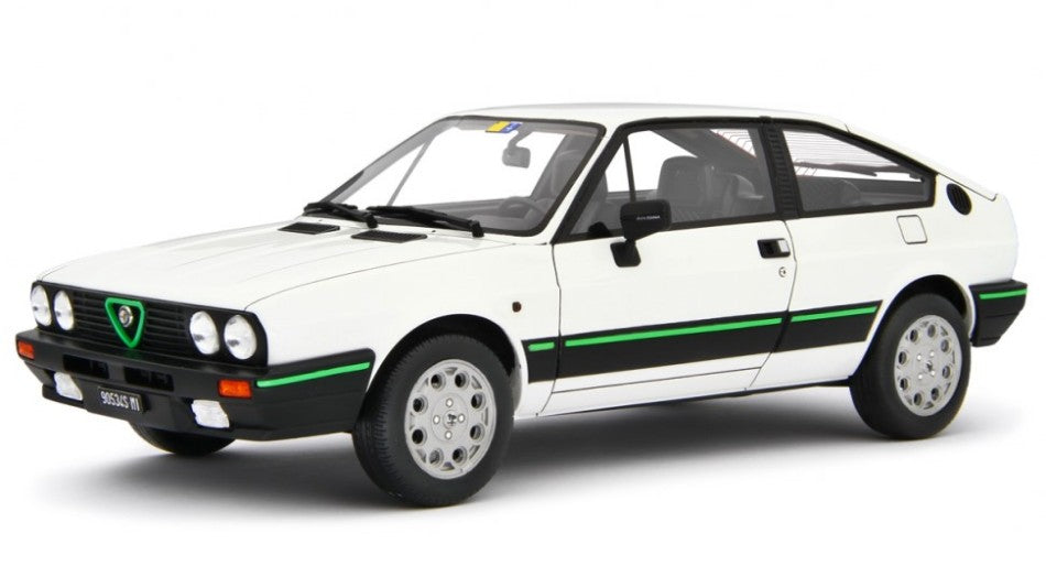 ALFA SPRINT 1.5 Q.V.1983 WHITE 1:18 Scala 1:18 Laudo Racing