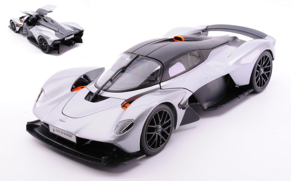 MODELLINO IN SCALA Maisto COMPATIBILE CON ASTON MARTIN VALKYRIE 2022 SILVER 1:18 MODEL SCALE MI31465Z 241217