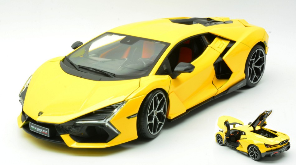 LAMBORGHINI 74X REVUELTO YELLOW 1:18 Scala 1:18 Maisto