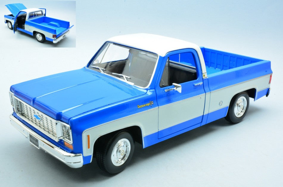 CHEVROLET C10 CHEYENNE SUPER 1974 BLUE 1:18 Scala 1:18 Maisto