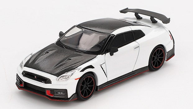 NISSAN GTR (35) NISMO 2024
BRILLIANT WHITE PEARL 1:64 Scala 1:64 Mini GT