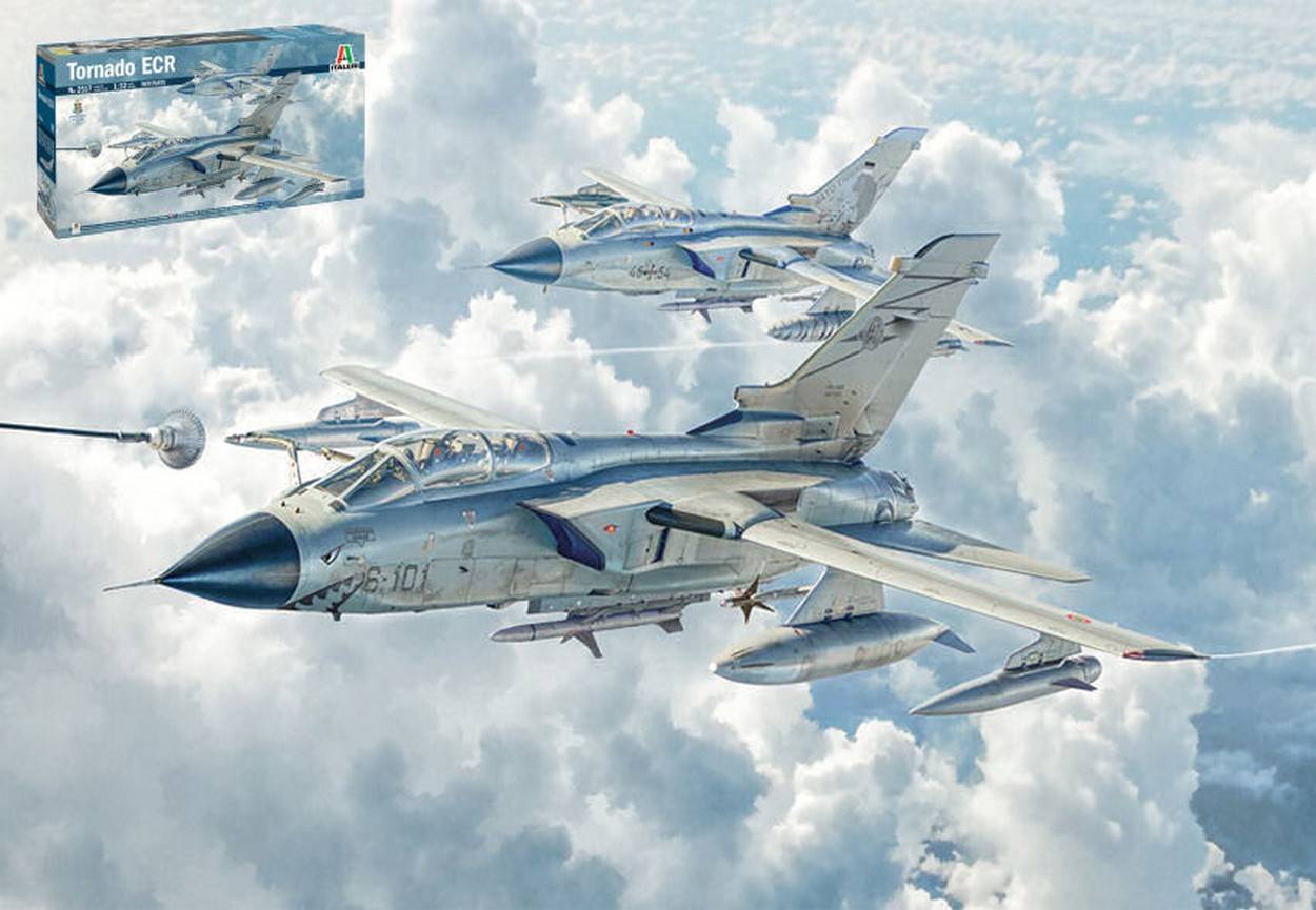 KIT DA MONTARE IN SCALA COMPATIBILE CON PANAVIA TORNADO ECR KIT 1:32 ITALERI IT2517