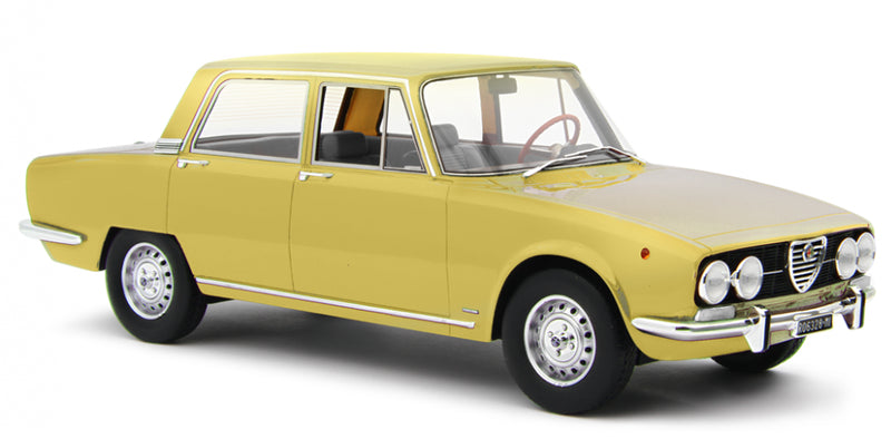MODELLINO IN SCALA COMPATIBILE CON ALFA 2000 BERLINA 1971 PIPER YELLOW 1:18 LAUDO RACING LM141E