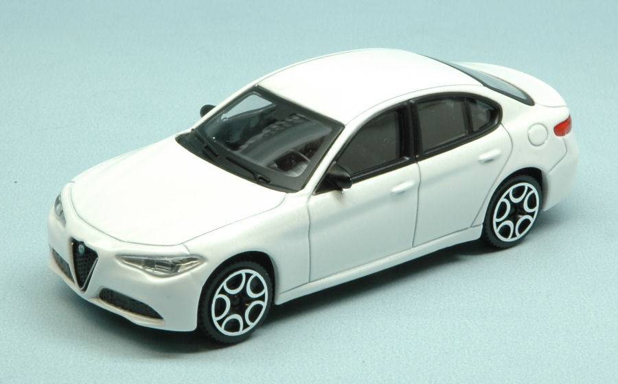 MODELE REDUIT COMPATIBLE AVEC ALFA ROMEO GIULIA 2016 BLANC 1:43 BURAGO BU30329W