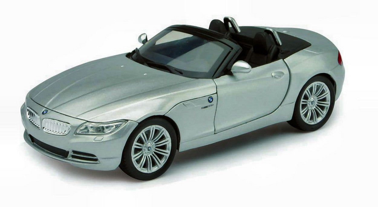 MODELLINO IN SCALA COMPATIBILE CON BMW Z 4 SILVER 1:24 NEW RAY NY71186S