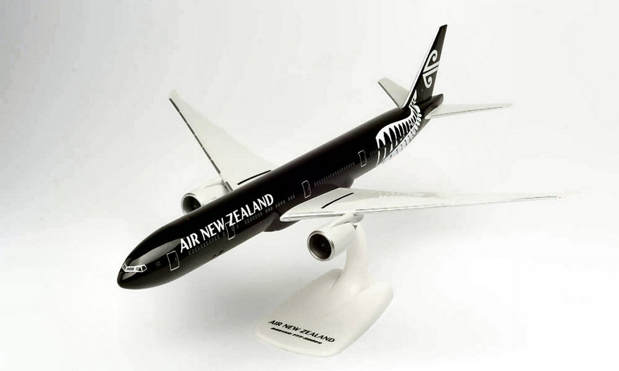 MODELLINO IN SCALA COMPATIBILE CON BOEING 777-300ER AIR NEW ZEALAND "ALL BLACKS" 1:200 HERPA HP612777