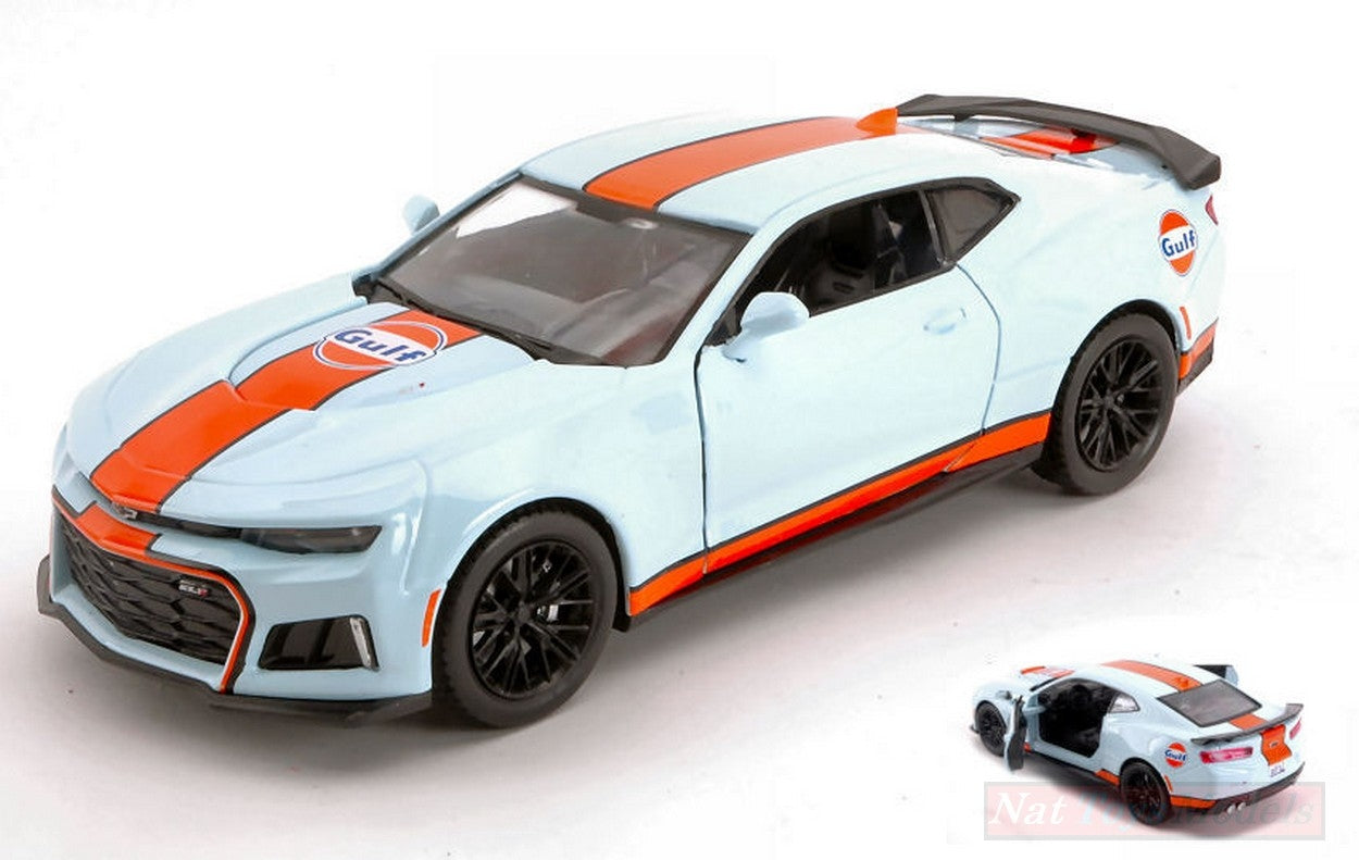 MODELLINO IN SCALA COMPATIBILE CON CHEVY CAMARO XL1 2017 "GULF" LIGHT BLUE/ORANGE 1:24 MOTORMAX MTM79656