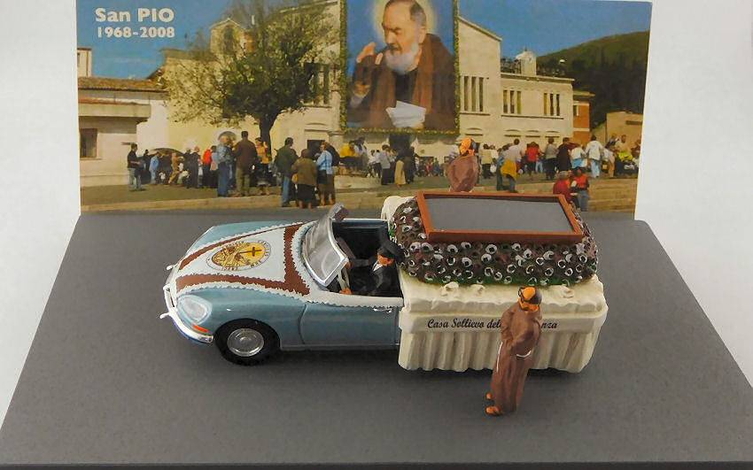 SCALE MODEL COMPATIBLE WITH CITROEN DS SPECIAL 1968 FUNERALE DI PADRE PIO 1:43 RIO RI4229-2P