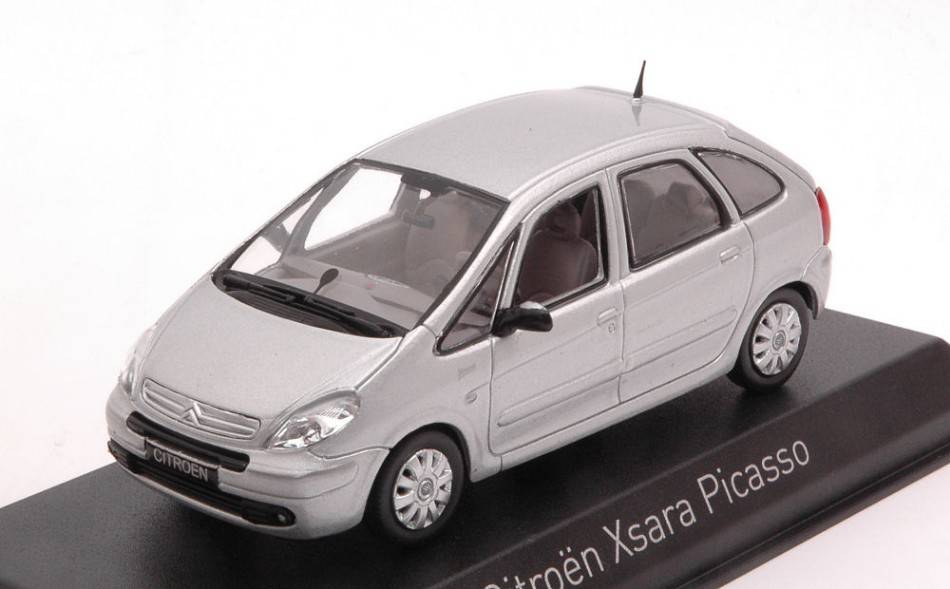 MODELLINO IN SCALA COMPATIBILE CON CITROEN XSARA PICASSO 2004 SILVER 1:43 NOREV NV159931