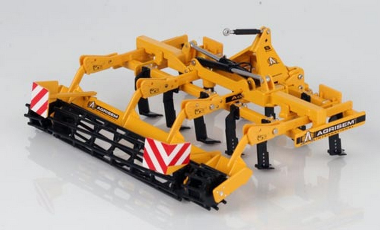 MODELLINO IN SCALA COMPATIBILE CON ESTIRPATORE AGRISEM AGROMULCH 1:32 REPLICAGRI REPLI027