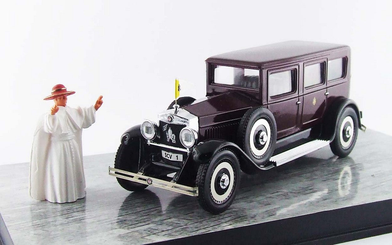 MODELLINO IN SCALA COMPATIBILE CON FIAT 525 PAPA PIO XI PERSONAL CAR WITH PAPA FIGURE 1:43 RIO RI4480P