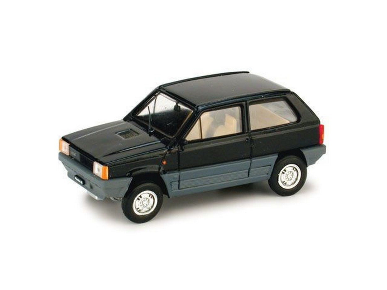 MODELLINO IN SCALA COMPATIBILE CON FIAT PANDA 45 1980 NERO LUXOR 1:43 BRUMM BM0387-06