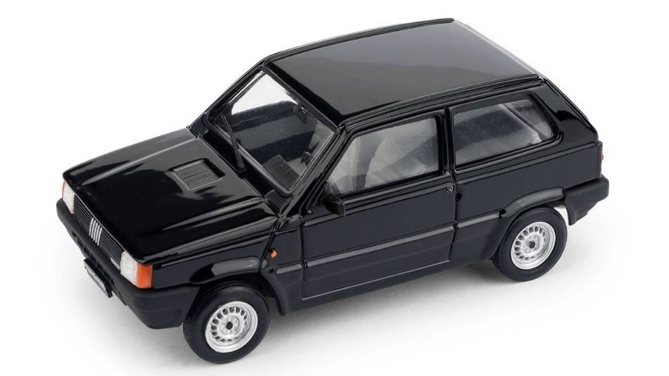 MODELE REDUIT COMPATIBLE AVEC FIAT PANDA 750L 1986 NOIR 1:43 BRUMM BM0611-05
