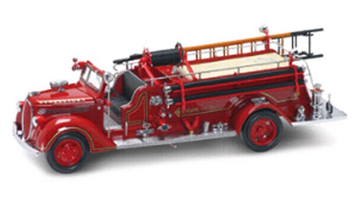 SCALE MODEL COMPATIBLE WITH FORD FIRE ENGINE 38 1:24 YAT MING YM20058