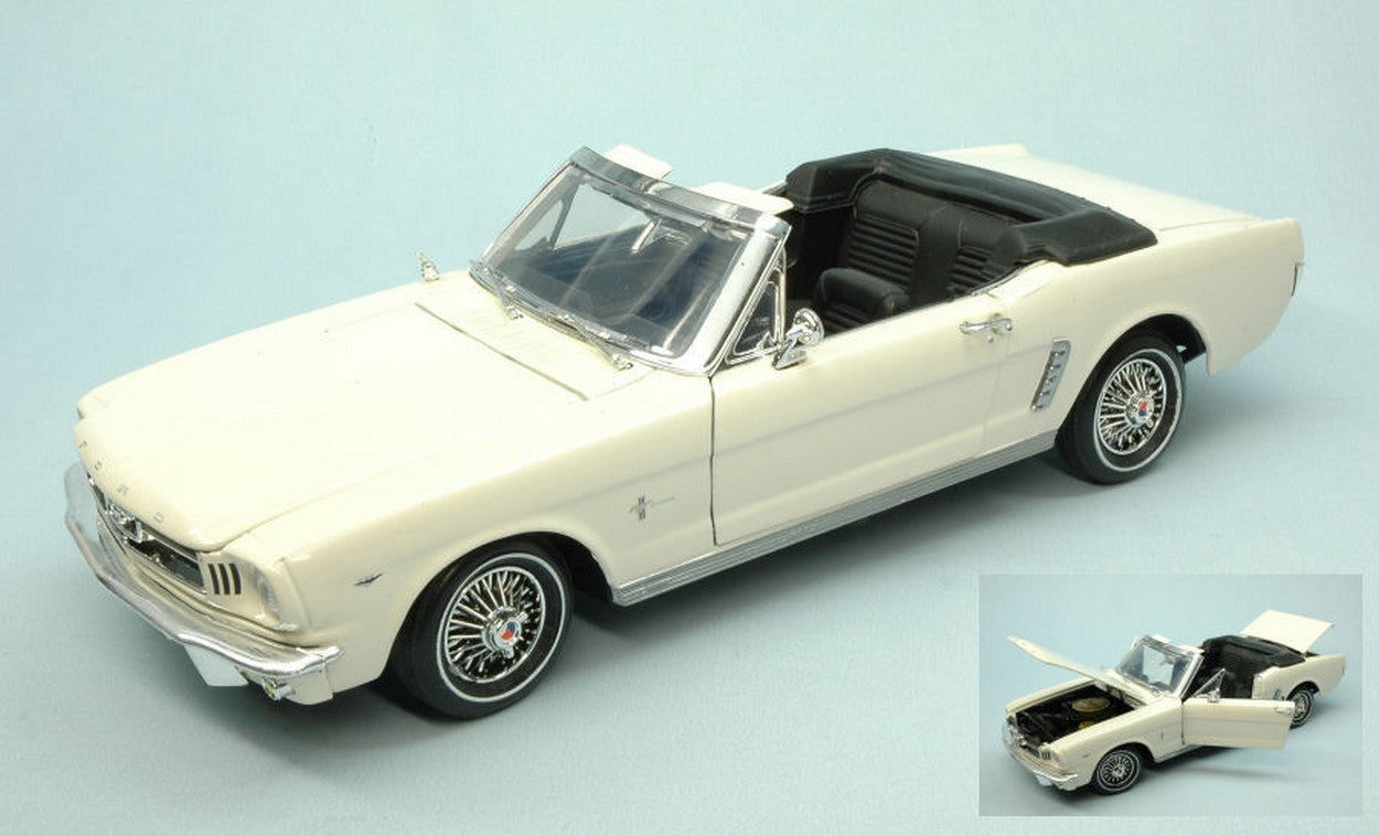 MODELLINO IN SCALA COMPATIBILE CON FORD MUSTANG OPEN 1964 CREAM 1:18 MOTORMAX MTM73145CR