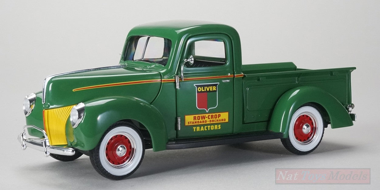 MODELLINO IN SCALA COMPATIBILE CON FORD PICK UP 1940 OLIVER 1:25 SPECCAST SPEC64128