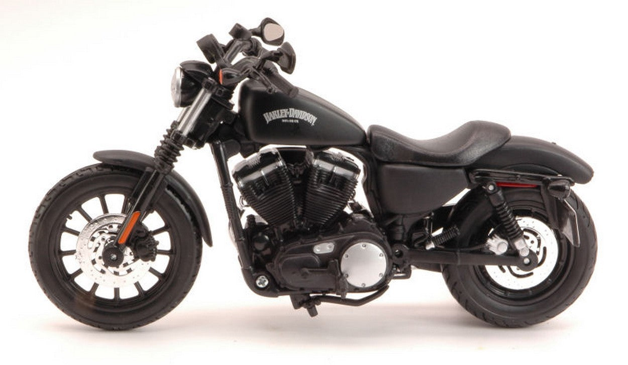 MODÈLE RÉDUIT COMPATIBLE AVEC HARLEY DAVIDSON SPORTSTER 2014 IRON 883 1:12 MAISTO MI32326