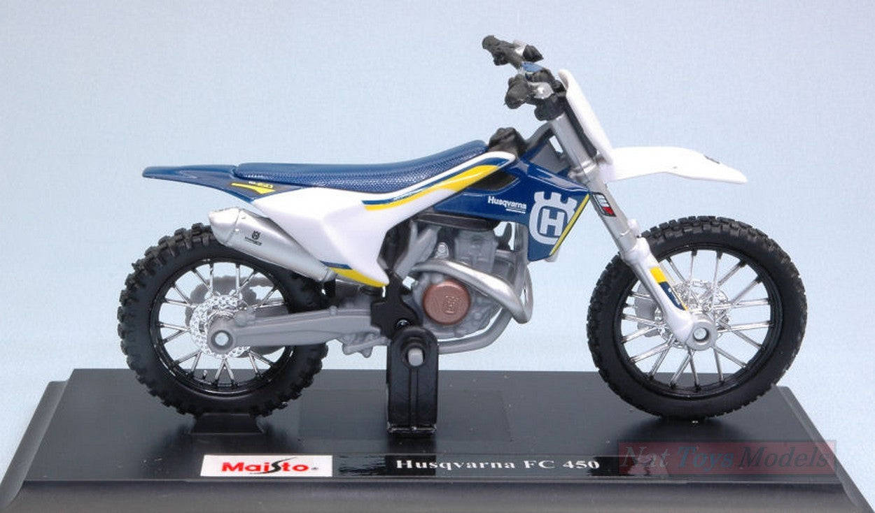 MODÈLE RÉDUIT COMPATIBLE AVEC HUSQVARNA FC 450 1:18 MAISTO MI16909