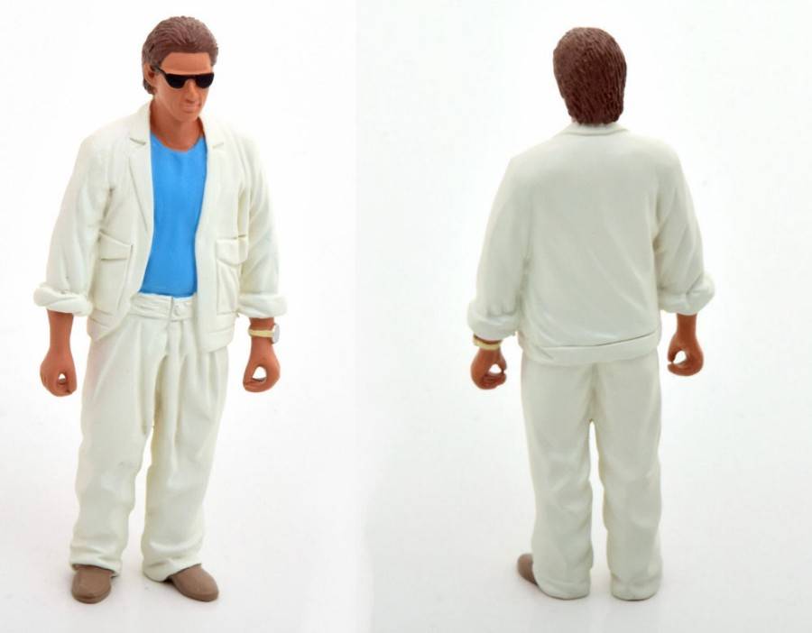 MODELLINO IN SCALA COMPATIBILE CON JAMES SONNY FIGURE MIAMI VICE 1:18 KK SCALE KKFIG003