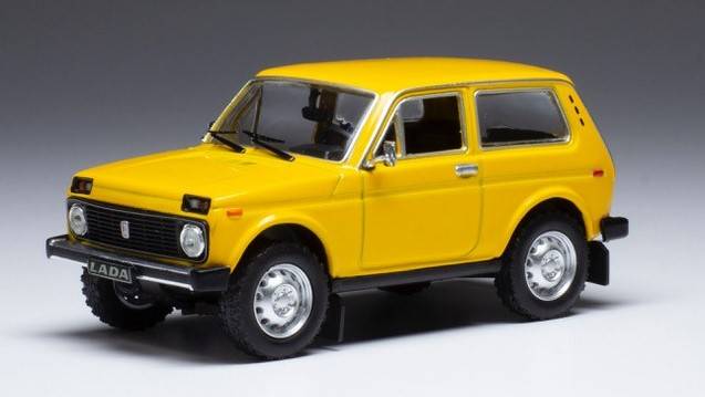 MODELE REDUIT COMPATIBLE AVEC LADA NIVA 1978 JAUNE 1:43 IXO MODEL CLC435