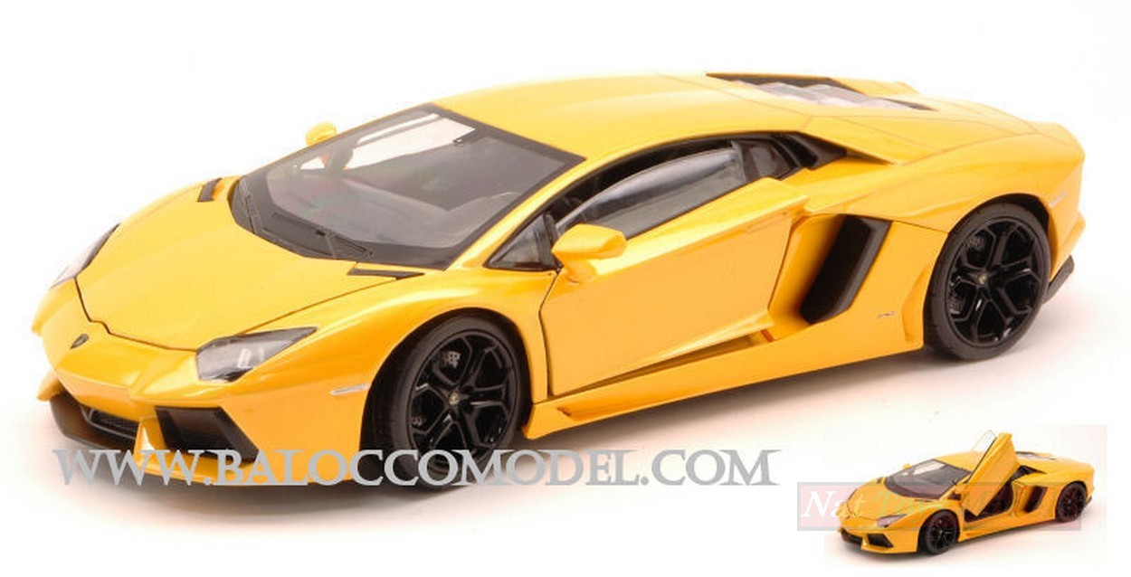 MODELLINO IN SCALA COMPATIBILE CON LAMBORGHINI AVENTADOR LP 700-4 2011 YELLOW 1:24 WELLY WE0210
