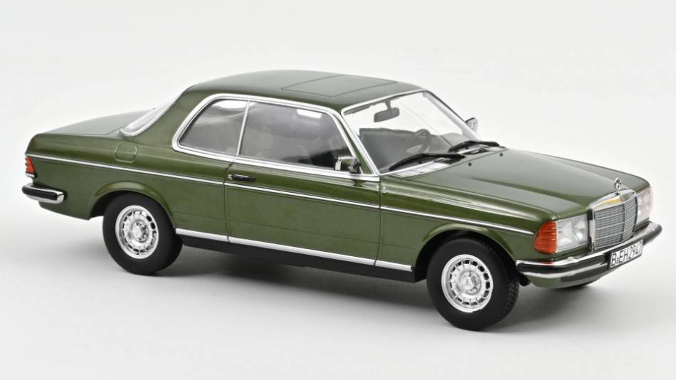 SCALE MODEL COMPATIBLE WITH MERCEDES 280CE 1980 GREEN METALLIC 1:18 NOREV NV183704