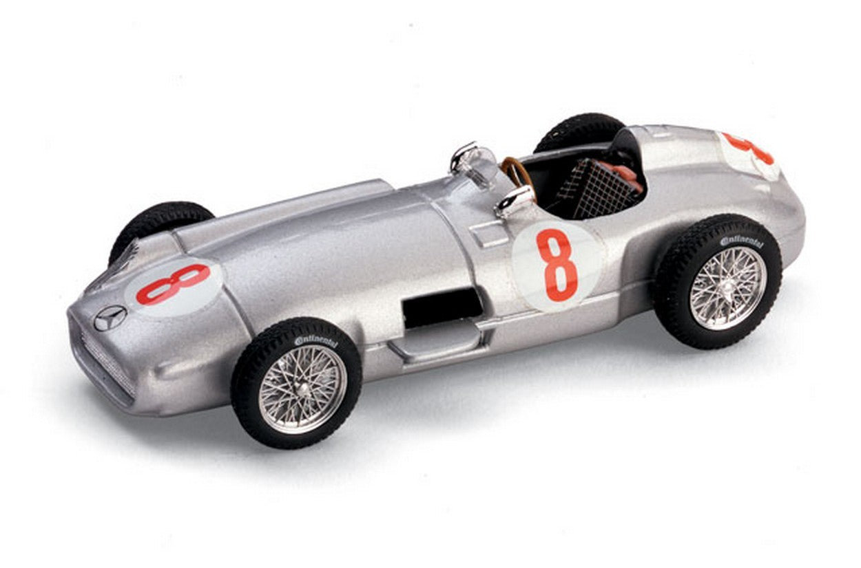 MODELLINO IN SCALA COMPATIBILE CON MERCEDES J.M.FANGIO 1955 N.8 WINNER DUTCH GP WORLD CHAMPION 1:43 BRUMM BM0072