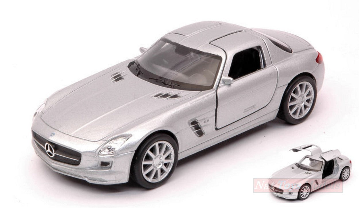 MODELLINO IN SCALA COMPATIBILE CON MERCEDES SLS AMG SILVER SCALA 1:34-39 cm 11 WELLY WE38513C