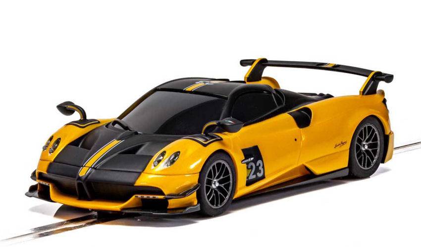 SCALE MODEL COMPATIBLE WITH PAGANI HUAYRA ROADSTER BC YELLOW 1.32 SCALEXTRIC C4212