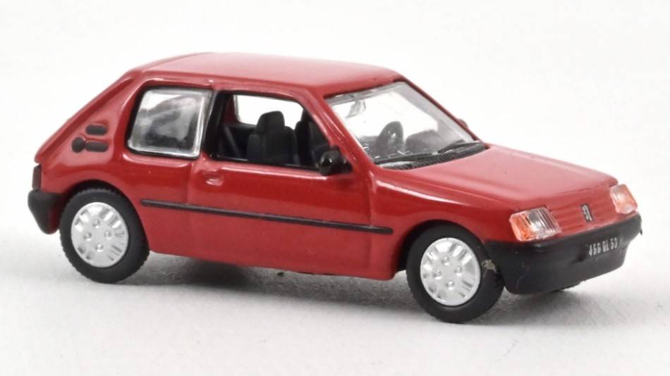 SCALE MODEL COMPATIBLE WITH PEUGEOT 205 XL 1985 RED 1:87 NOREV NV471732