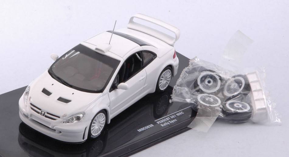 SCALE MODEL COMPATIBLE WITH PEUGEOT 307 WRC WHITE 2 SET OF WHEELS AND TIRES AND EXTRA SPOILER 1:43 IXO MODEL MDCS030