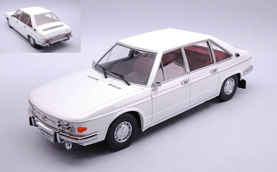 MODELLINO IN SCALA COMPATIBILE CON TATRA 613 1979 WHITE 1:18 TRIPLE 9 T9-1800292