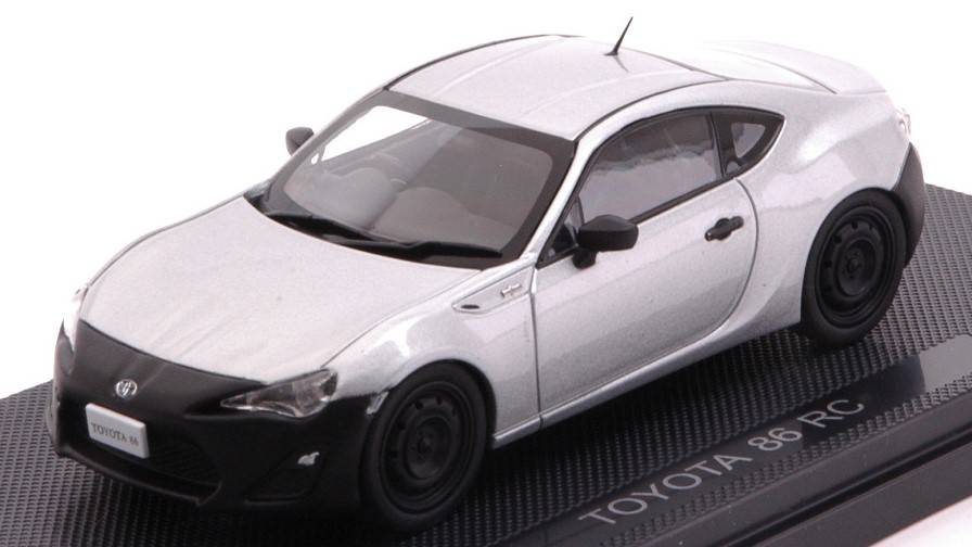 MODELE REDUIT COMPATIBLE AVEC TOYOTA 86 RC SILVER 1:43 EBBRO EB44886 MODEL
