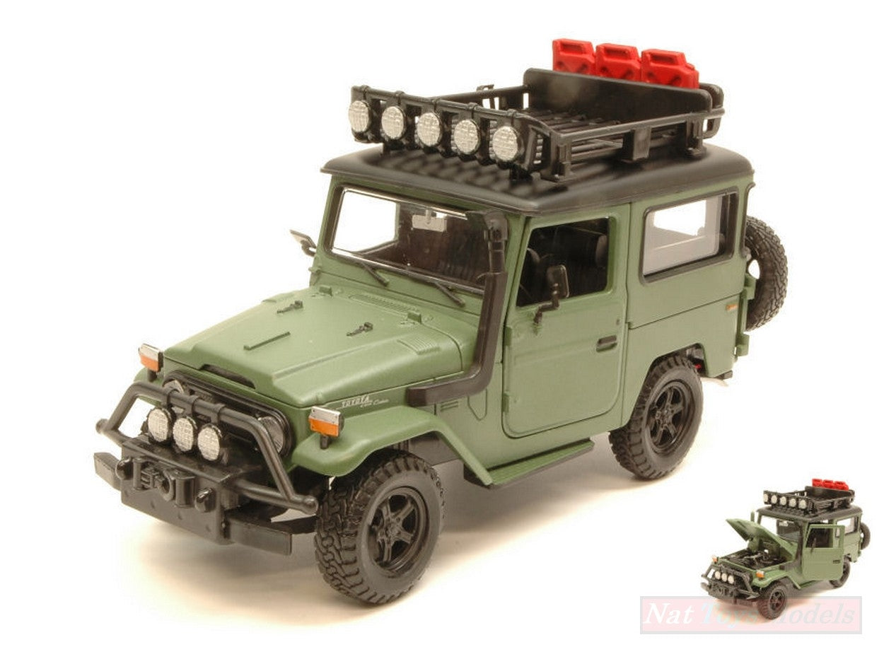 SCALE MODEL COMPATIBLE WITH TOYOTA FJ40 LAND CRISER 1974 MATT GREEN 1:24 MOTORMAX MTM79137GN