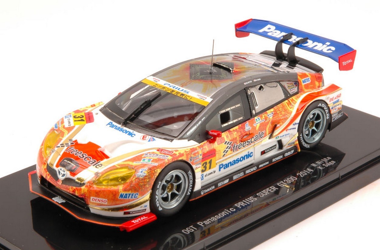 MODELLINO IN SCALA COMPATIBILE CON TOYOTA PRIUS N.31 8th SUPER GT300 2014 M.NITTA-K.SAGA 1:43 EBBRO EB45080