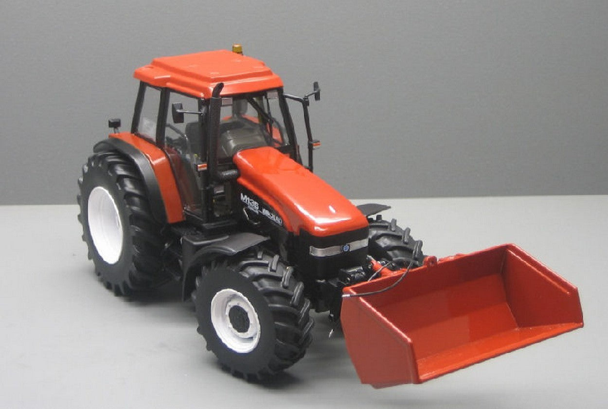 MODELLINO IN SCALA COMPATIBILE CON TRATTORE FIAT M135 W/095B 1:32 REPLICAGRI REPLI095