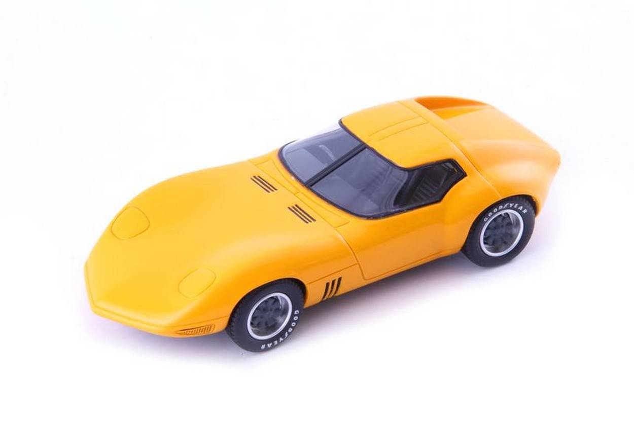 SCALE MODEL COMPATIBLE WITH VAUXHALL XVR 1966 ORANGE 1:43 AVENUE43 AVN60071