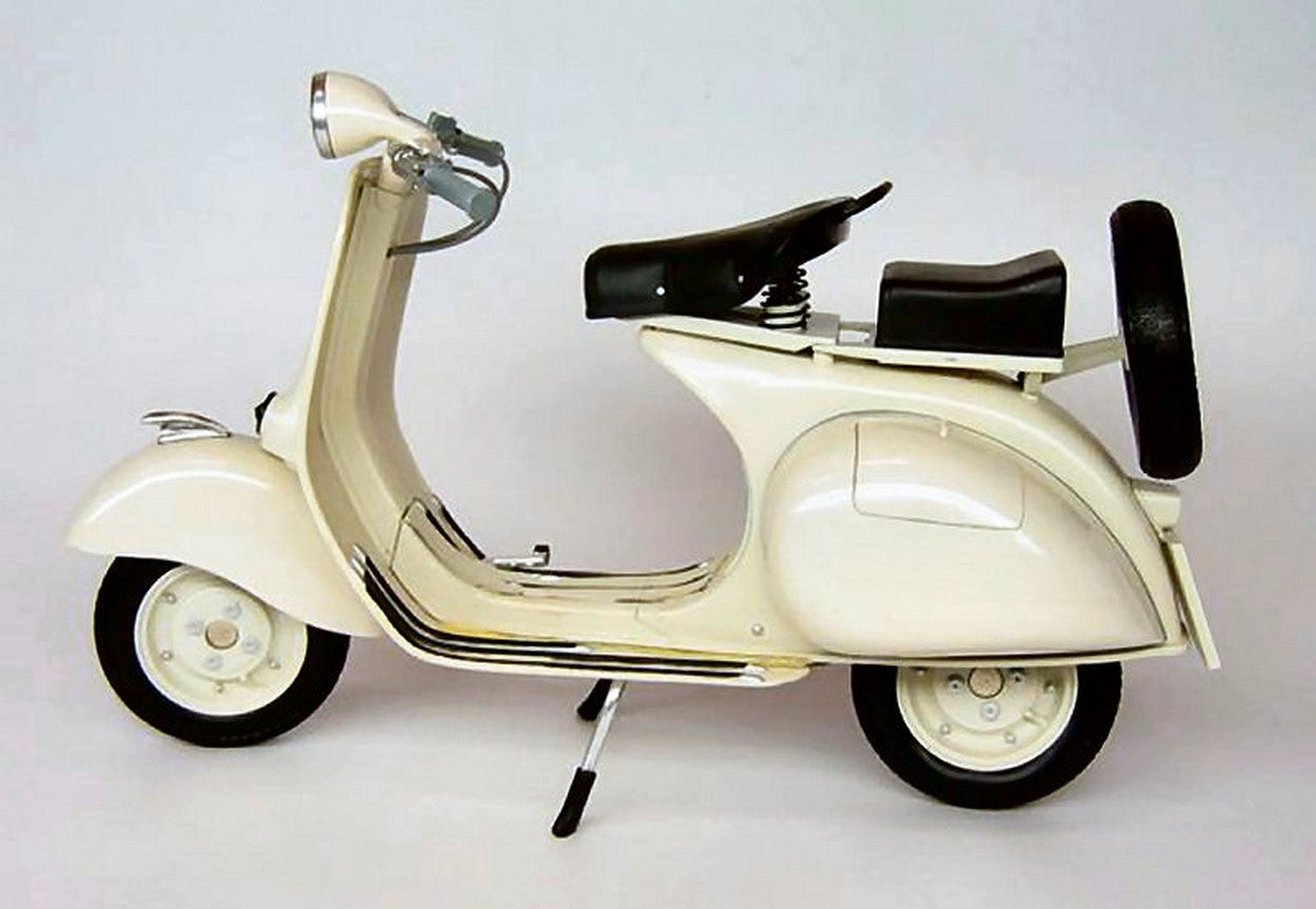 MODÈLE RÉDUIT COMPATIBLE AVEC VESPA PIAGGIO 150 VL1T 1963 IVOIRE 1:6 NEW RAY NY49273