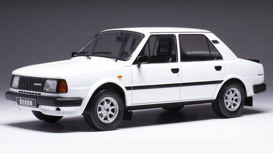MODELLINO IN SCALA COMPATIBILE CON SKODA 130 L 1988 WHITE 1:18
 IXO MODEL 18CMC158