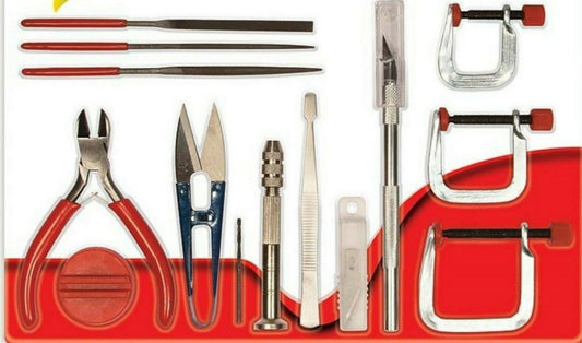MODELLINO IN SCALA COMPATIBILE CON BLISTER TOOL SET MEDIUM HUMBROL AG9159