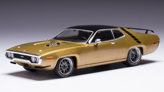 MODELLINO IN SCALA COMPATIBILE CON PLYMOUTH GTX RUNNER 1971 MET.GOLD 1:43 IXO MODEL CLC529