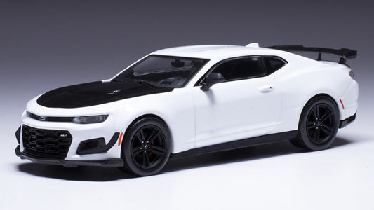 MODELLINO IN SCALA COMPATIBILE CON CHEVROLET CAMARO ZL1 2019 WHITE 1:43 IXO MODEL CLC542