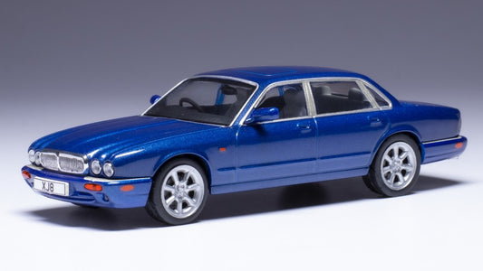 JAGUAR XJ8 (X308) 1998 BLUE 1:43 Scala 1:43 Ixo Model