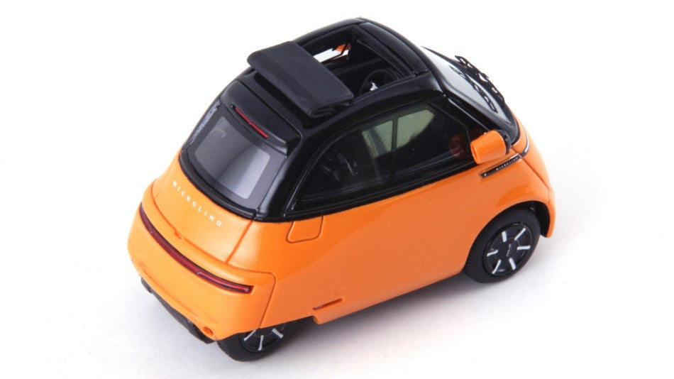 MODELLINO IN SCALA Avenue43 COMPATIBILE CON MICROLINO "URBAN" (OPEN ROOF) 2024 ORANGE/BLACK 1:43 MODEL SCALE AVN60120 241217