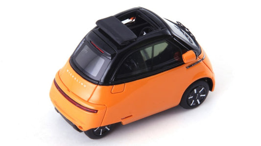MODELLINO IN SCALA Avenue43 COMPATIBILE CON MICROLINO "URBAN" (OPEN ROOF) 2024 ORANGE/BLACK 1:43 MODEL SCALE AVN60120 241217